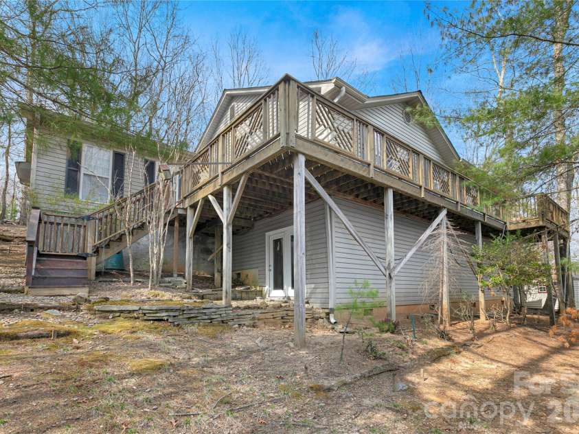 126 Udvawadulisi Court, Brevard, NC 28712.  MLS# CAR4362806, YatesRealty ID 6561. 