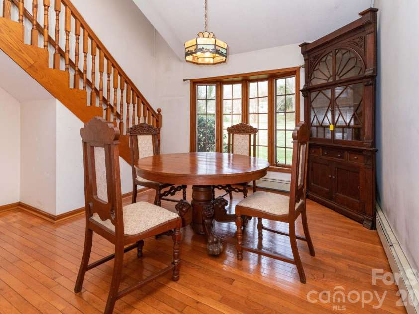 586 Justice Ridge Road, Candler, NC 28715.  MLS# CAR4359252, YatesRealty ID 6562. Dining room
