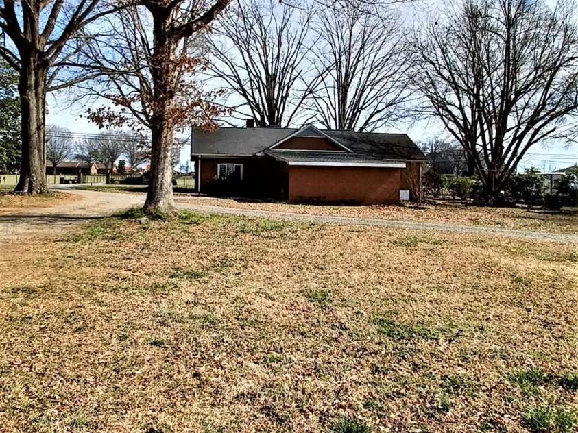 12560 Highway 601 Highway, Midland, NC 28107.  MLS# CAR4144588, YatesRealty ID 6565. 