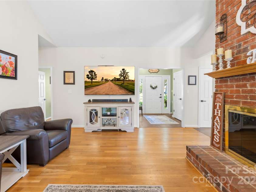 102 Northshore Drive, Cherryville, NC 28021.  MLS# CAR4245943, YatesRealty ID 6566. 