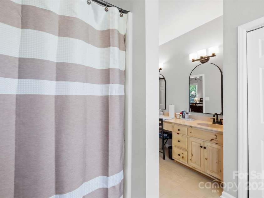 102 Northshore Drive, Cherryville, NC 28021.  MLS# CAR4245943, YatesRealty ID 6566. 