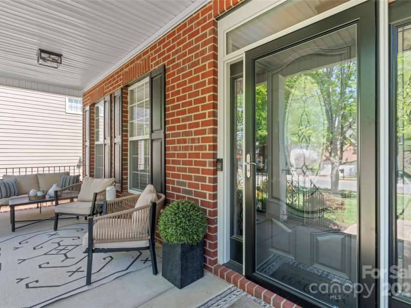 9715 Aragorn Lane, Charlotte, NC 28269.  MLS# CAR4247719, YatesRealty ID 6569. 