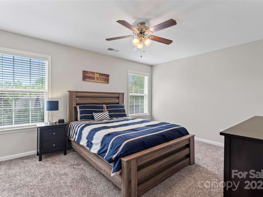 9715 Aragorn Lane, Charlotte, NC 28269.  MLS# CAR4247719, YatesRealty ID 6569. 