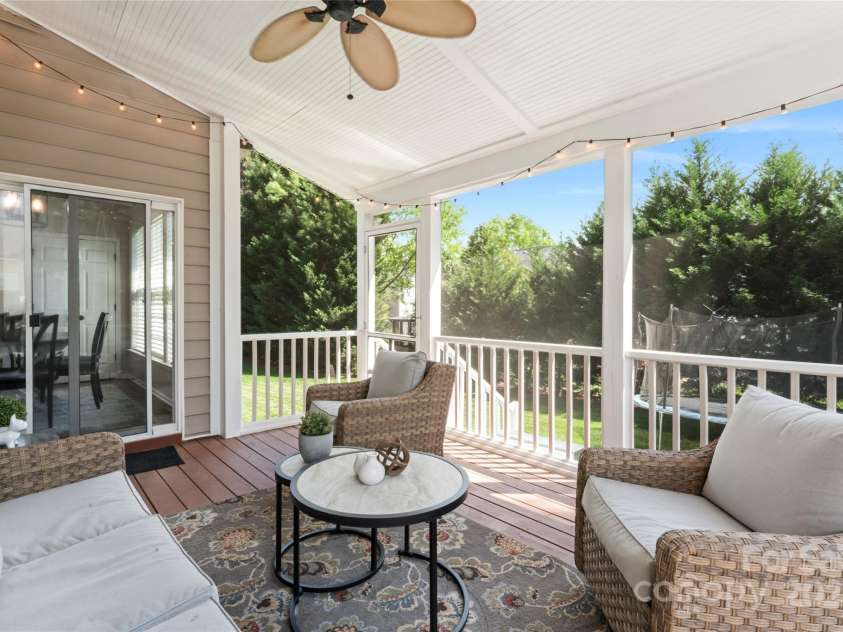 9715 Aragorn Lane, Charlotte, NC 28269.  MLS# CAR4247719, YatesRealty ID 6569. 