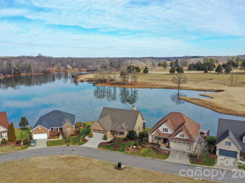 177 Reserve Drive, Mocksville, NC 27028.  MLS# CAR4356056, YatesRealty ID 6570. 