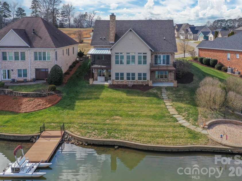 177 Reserve Drive, Mocksville, NC 27028.  MLS# CAR4356056, YatesRealty ID 6570. 
