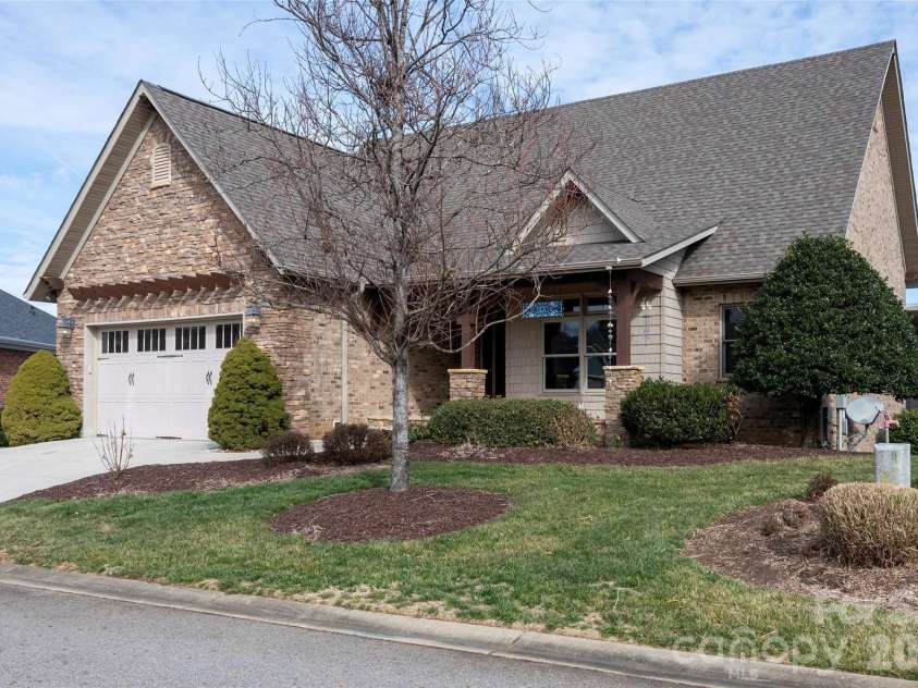 177 Reserve Drive, Mocksville, NC 27028.  MLS# CAR4356056, YatesRealty ID 6570. 