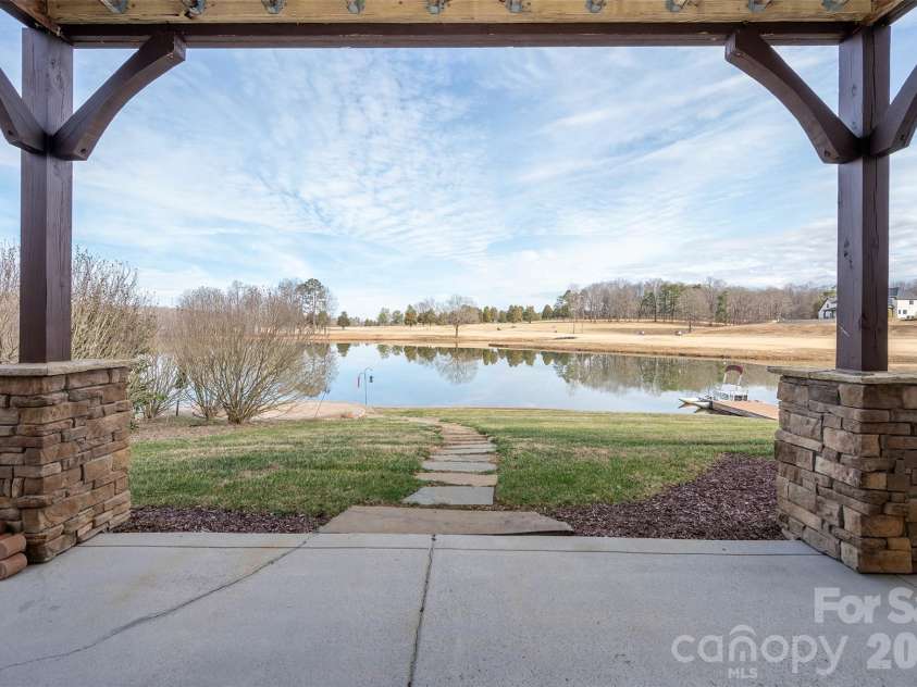 177 Reserve Drive, Mocksville, NC 27028.  MLS# CAR4356056, YatesRealty ID 6570. 