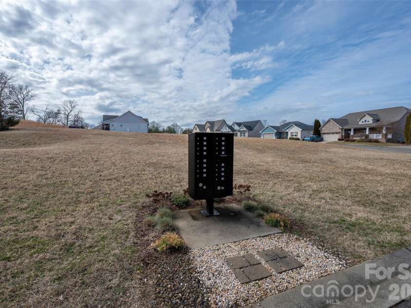 177 Reserve Drive, Mocksville, NC 27028.  MLS# CAR4356056, YatesRealty ID 6570. 