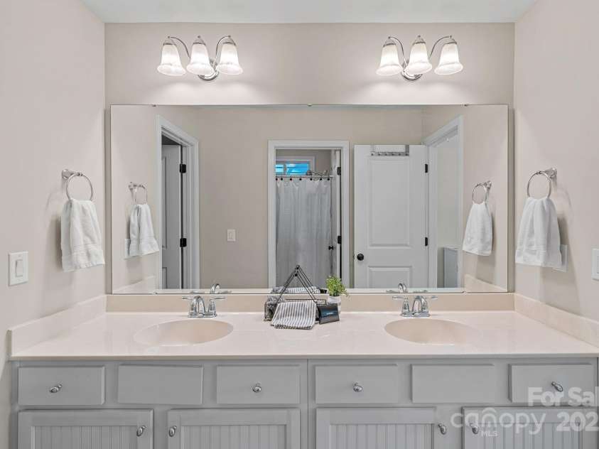 3060 Drummond Avenue, Indian Land, SC 29707.  MLS# CAR4244888, YatesRealty ID 6570. Jack and Jill full bath upstairs joining bedrooms 3 & 4