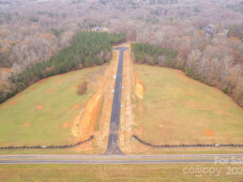 1502 Baileys Run, Gastonia, NC 28056.  MLS# CAR4210124, YatesRealty ID 6571. 
