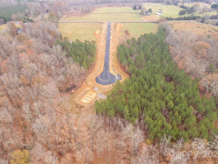 1502 Baileys Run, Gastonia, NC 28056.  MLS# CAR4210124, YatesRealty ID 6571. 