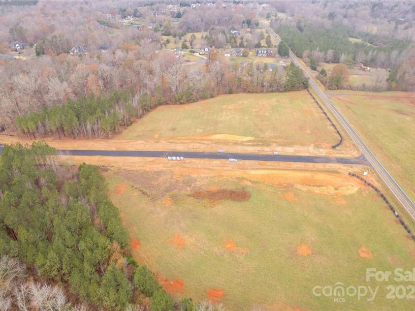 1502 Baileys Run, Gastonia, NC 28056.  MLS# CAR4210124, YatesRealty ID 6571. 