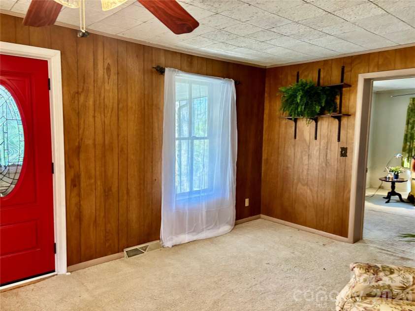 67 Shawnee Trail, Asheville, NC 28805.  MLS# CAR4331437, YatesRealty ID 6571. Exit to Front Covered Porch