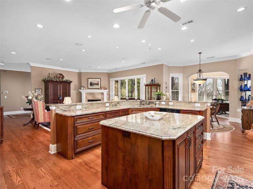 125 Lindsley Court, Hendersonville, NC 28792.  MLS# CAR4245651, YatesRealty ID 6574. 