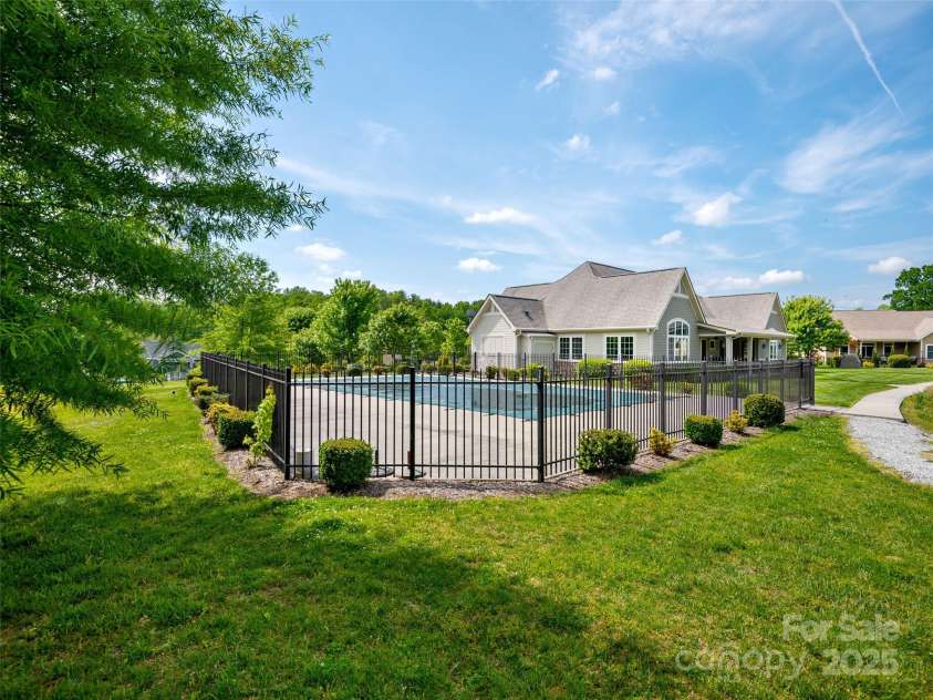 125 Lindsley Court, Hendersonville, NC 28792.  MLS# CAR4245651, YatesRealty ID 6574. Black Smith Run Pool