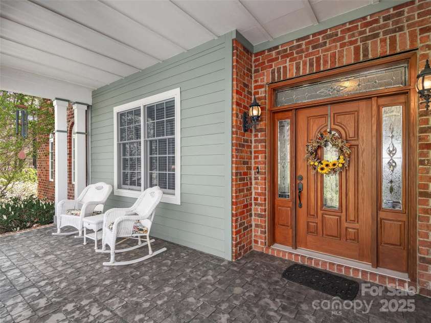 125 Lindsley Court, Hendersonville, NC 28792.  MLS# CAR4245651, YatesRealty ID 6574. Front Porch/Main Level Entrance