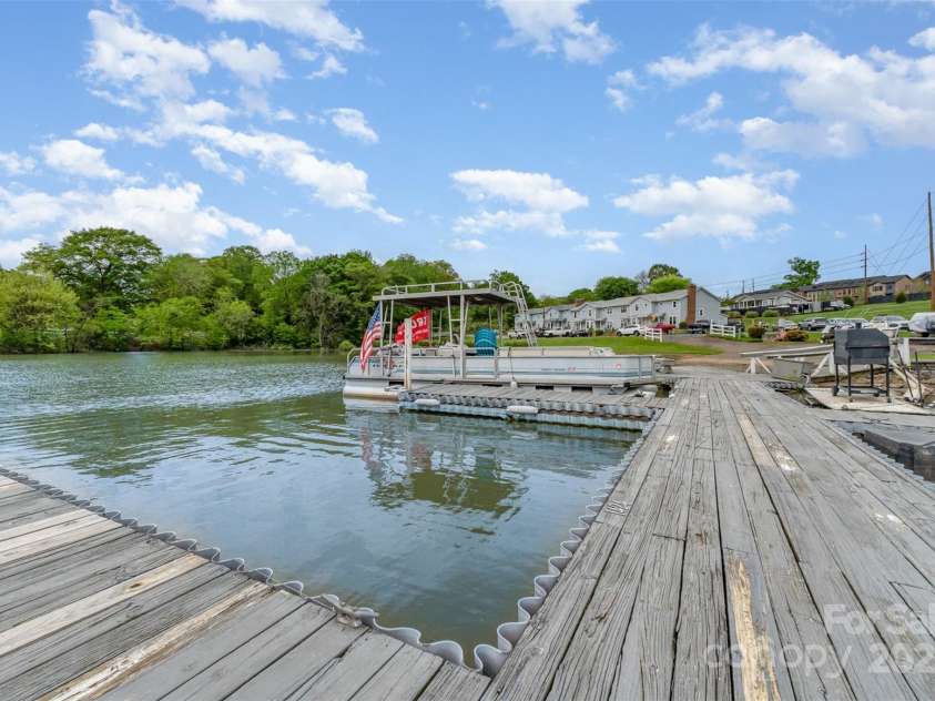 1424 River Drive, Belmont, NC 28012.  MLS# CAR4247236, YatesRealty ID 6575. 