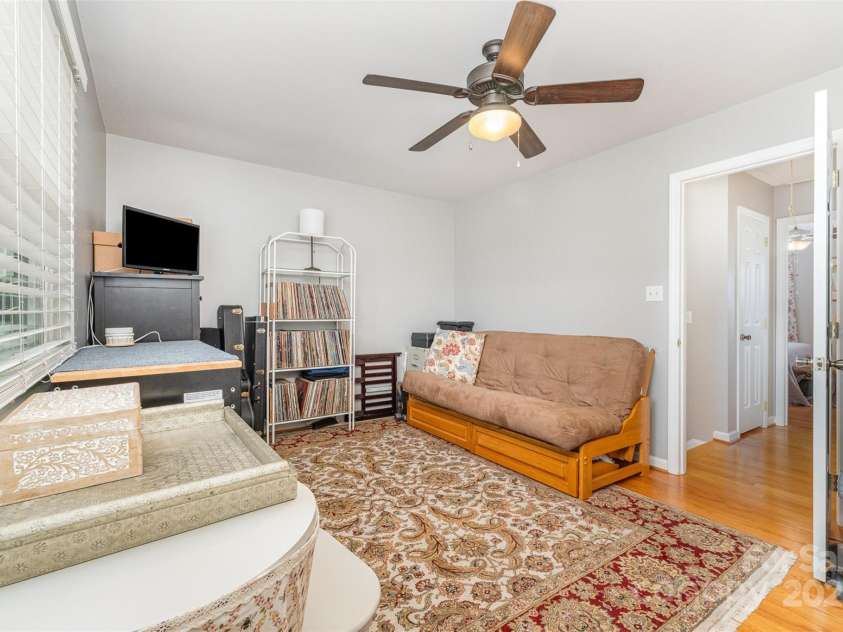 1424 River Drive, Belmont, NC 28012.  MLS# CAR4247236, YatesRealty ID 6575. 