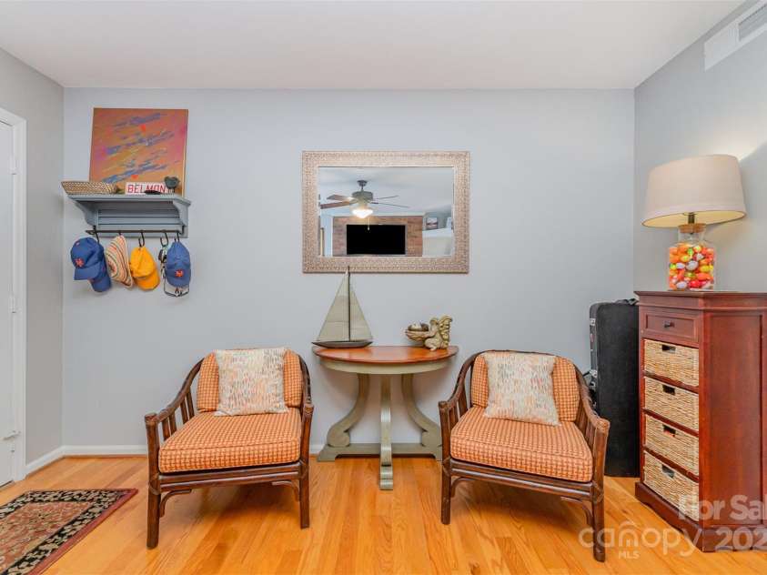 1424 River Drive, Belmont, NC 28012.  MLS# CAR4247236, YatesRealty ID 6575. 