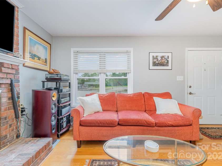 1424 River Drive, Belmont, NC 28012.  MLS# CAR4247236, YatesRealty ID 6575. 