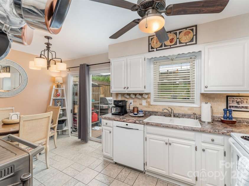 1424 River Drive, Belmont, NC 28012.  MLS# CAR4247236, YatesRealty ID 6575. 