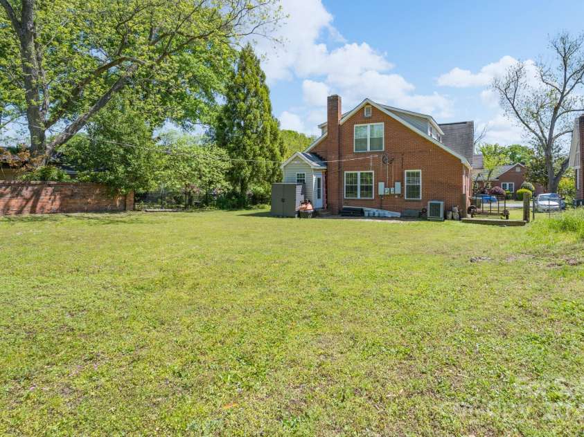 709 Myrtle Drive, Rock Hill, SC 29730.  MLS# CAR4248526, YatesRealty ID 6577. 