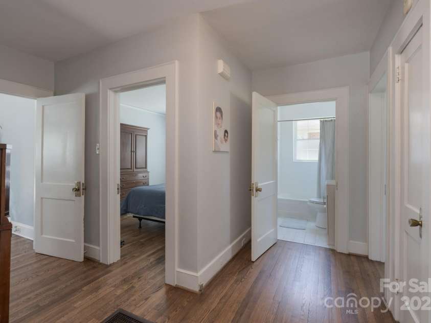 709 Myrtle Drive, Rock Hill, SC 29730.  MLS# CAR4248526, YatesRealty ID 6577. Hallway