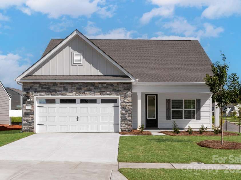 124 Rills Crossing Way, Troutman, NC 28166.  MLS# CAR4334341, YatesRealty ID 6578. 