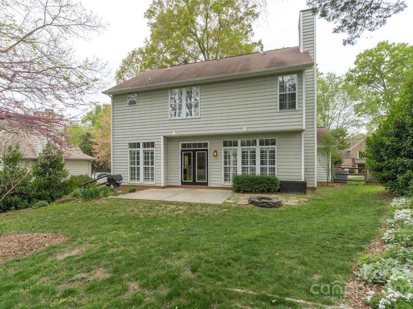 108 Kinderston Drive, Davidson, NC 28036.  MLS# CAR4242010, YatesRealty ID 6579. 