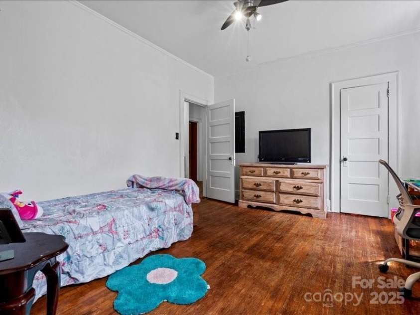 430 3rd Street, Cheraw, SC 29520.  MLS# CAR4266594, YatesRealty ID 658. 