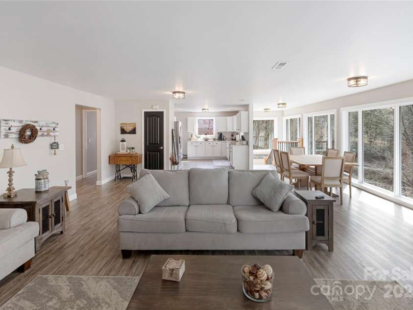 87 Medley Drive, Waynesville, NC 28785.  MLS# CAR4303300, YatesRealty ID 6580. 