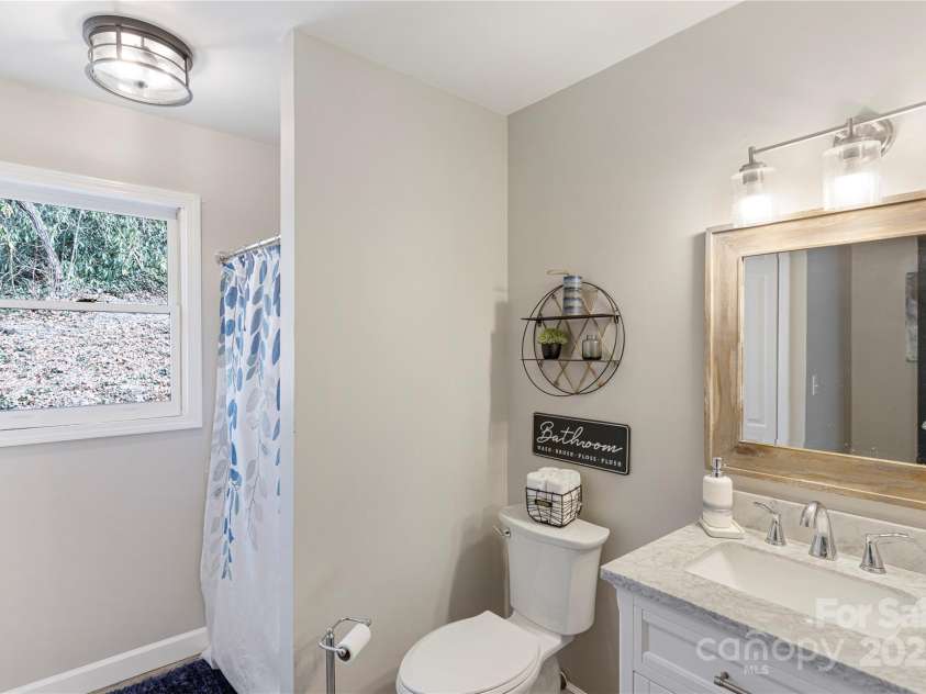 87 Medley Drive, Waynesville, NC 28785.  MLS# CAR4303300, YatesRealty ID 6580. 