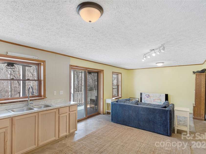 87 Medley Drive, Waynesville, NC 28785.  MLS# CAR4303300, YatesRealty ID 6580. 