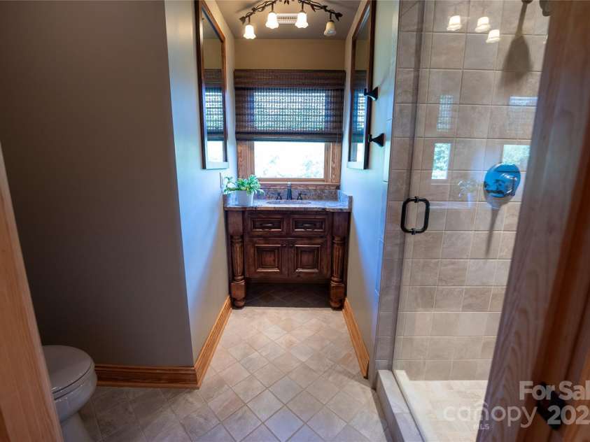 1235 Bob Falls Drive, Shelby, NC 28150.  MLS# CAR4182355, YatesRealty ID 6582. Bath 2