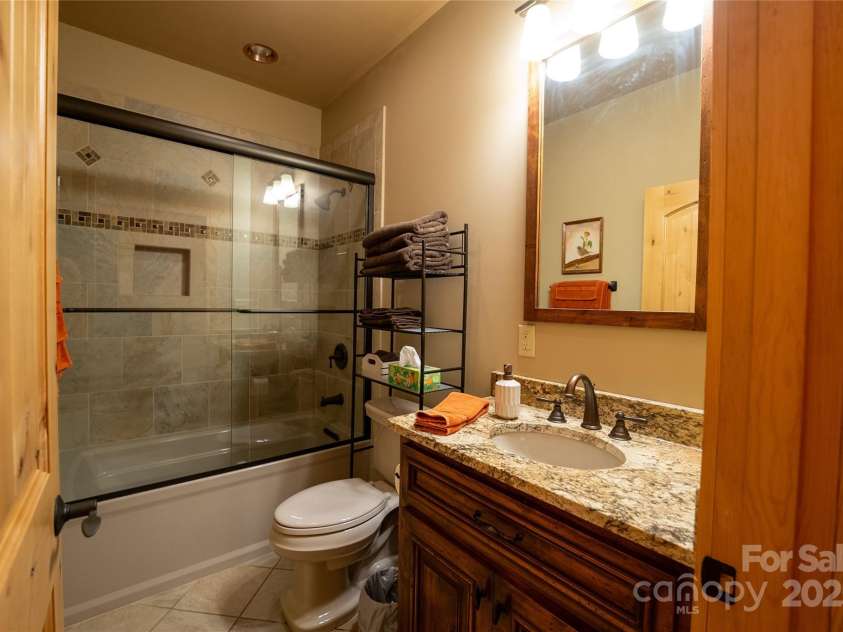 1235 Bob Falls Drive, Shelby, NC 28150.  MLS# CAR4182355, YatesRealty ID 6582. Bath 3