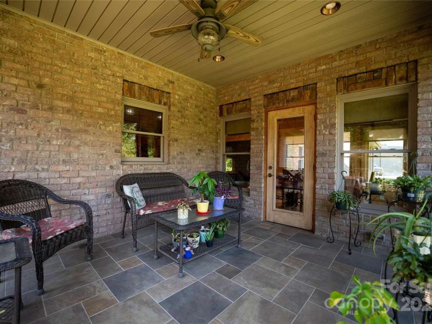 1235 Bob Falls Drive, Shelby, NC 28150.  MLS# CAR4182355, YatesRealty ID 6582. Front of home