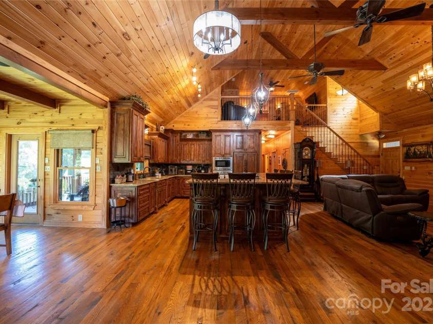 1235 Bob Falls Drive, Shelby, NC 28150.  MLS# CAR4182355, YatesRealty ID 6582. Kitchen