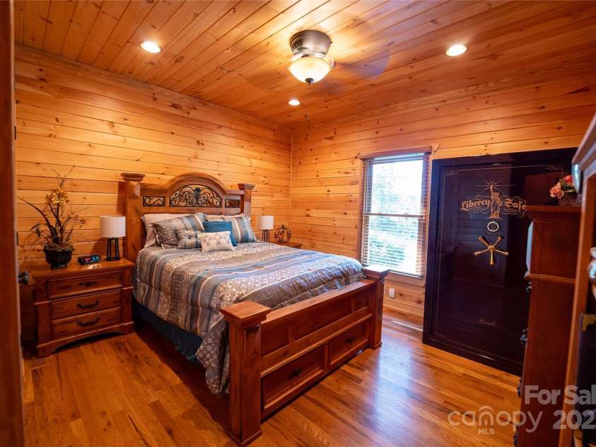 1235 Bob Falls Drive, Shelby, NC 28150.  MLS# CAR4182355, YatesRealty ID 6582. Primary Bedroom