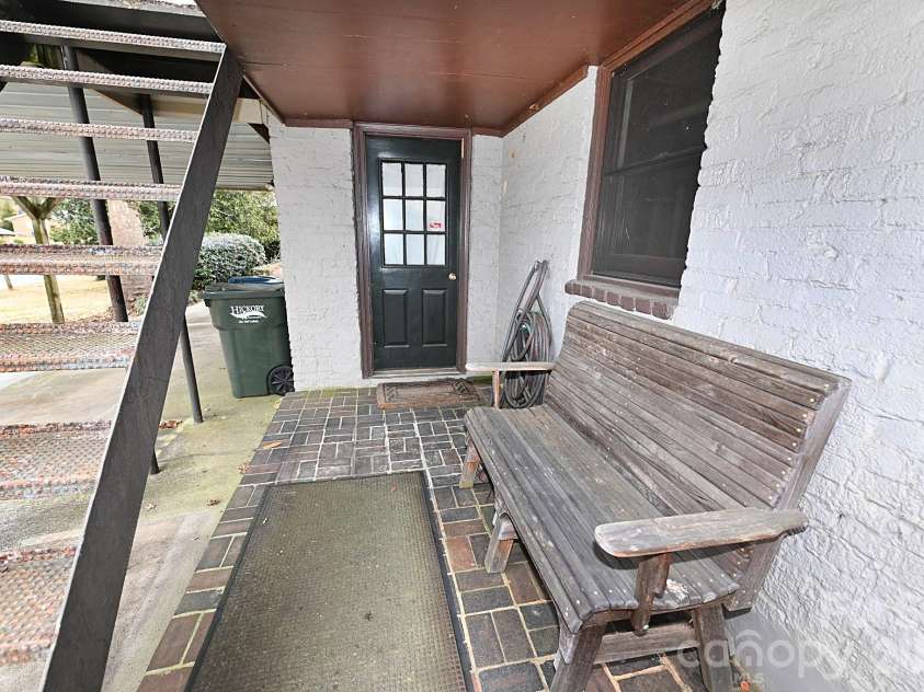 1340 1st Avenue Place, Hickory, NC 28601.  MLS# CAR4349126, YatesRealty ID 6585. 