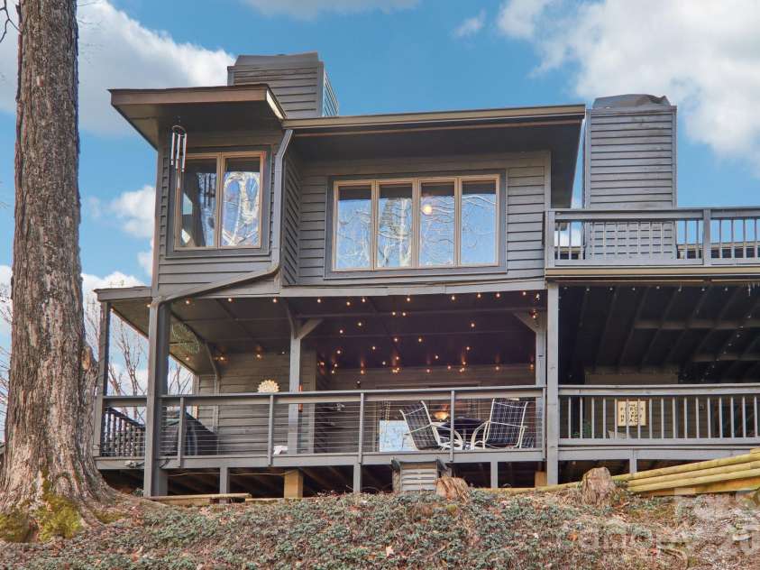 129 Riverside Villa Drive, Maggie Valley, NC 28751.  MLS# CAR4337512, YatesRealty ID 6586. 