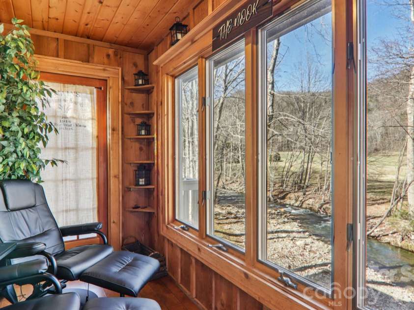 129 Riverside Villa Drive, Maggie Valley, NC 28751.  MLS# CAR4337512, YatesRealty ID 6586. 