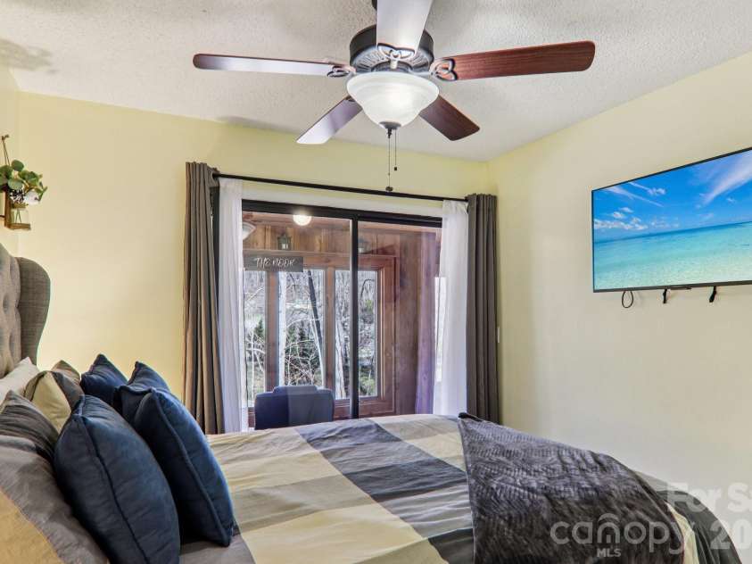 129 Riverside Villa Drive, Maggie Valley, NC 28751.  MLS# CAR4337512, YatesRealty ID 6586. 