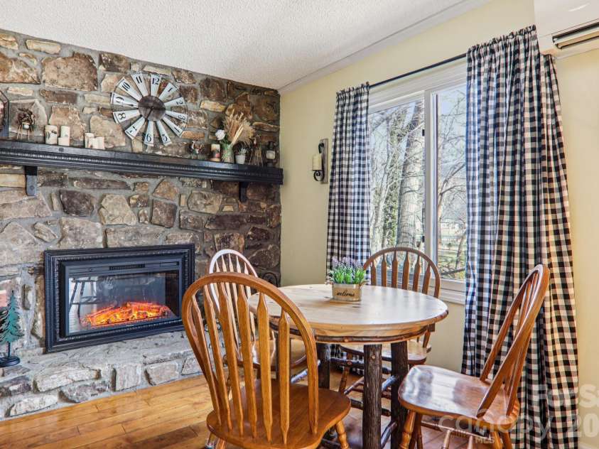 129 Riverside Villa Drive, Maggie Valley, NC 28751.  MLS# CAR4337512, YatesRealty ID 6586. 