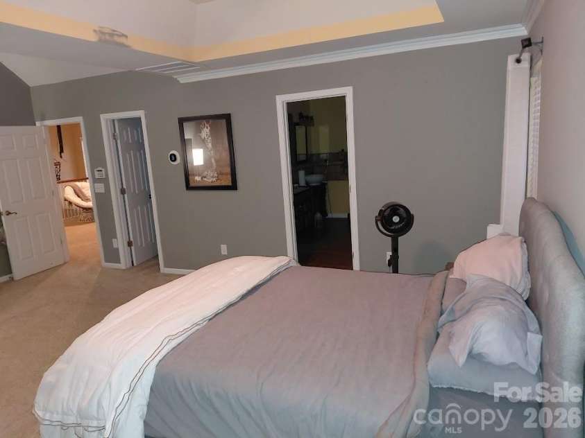 10357 Montrose Drive, Charlotte, NC 28269.  MLS# CAR4361444, YatesRealty ID 6587. 