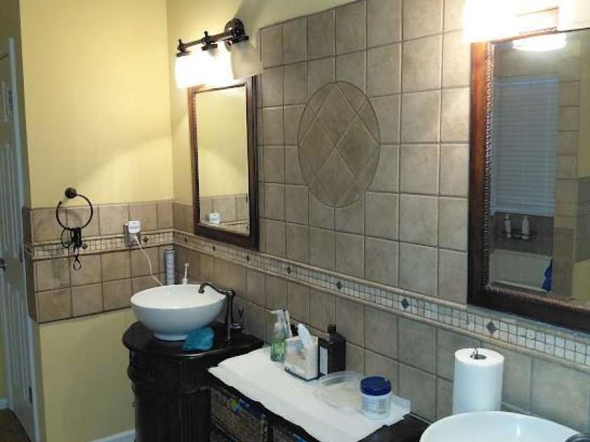 10357 Montrose Drive, Charlotte, NC 28269.  MLS# CAR4361444, YatesRealty ID 6587. 