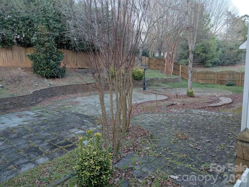 10357 Montrose Drive, Charlotte, NC 28269.  MLS# CAR4361444, YatesRealty ID 6587. 
