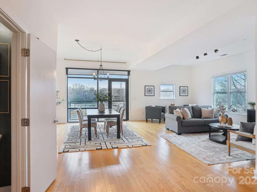 971 Westmere Avenue, Charlotte, NC 28208.  MLS# CAR4219427, YatesRealty ID 6587. 