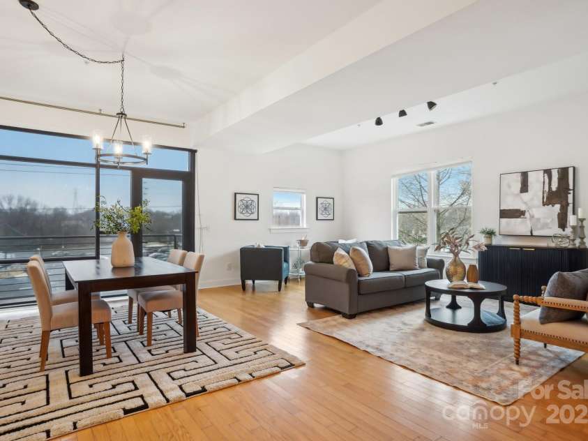 971 Westmere Avenue, Charlotte, NC 28208.  MLS# CAR4219427, YatesRealty ID 6587. 