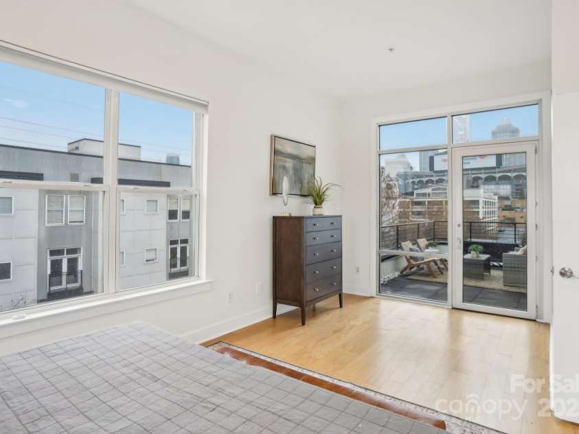 971 Westmere Avenue, Charlotte, NC 28208.  MLS# CAR4219427, YatesRealty ID 6587. 